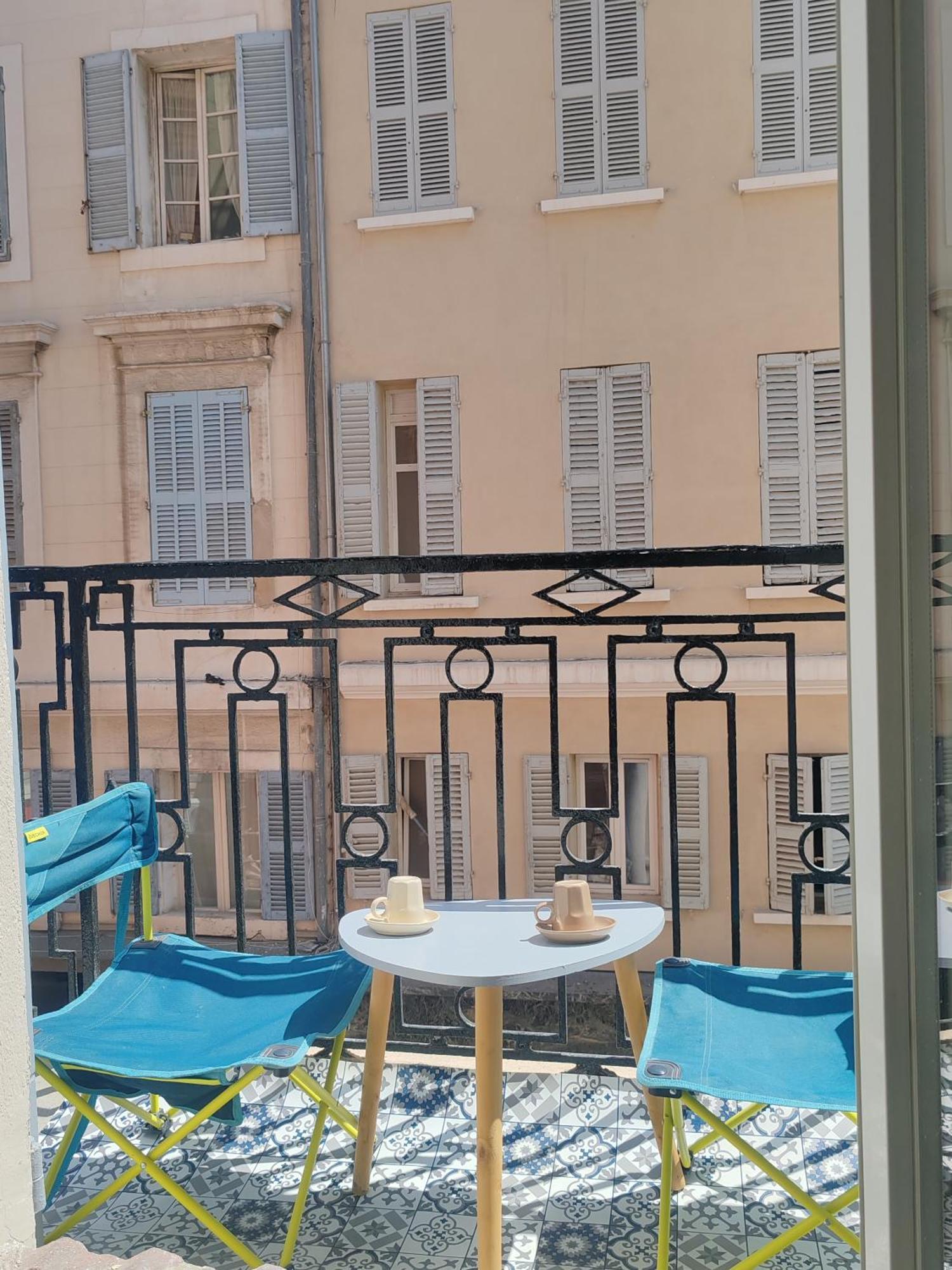 T3 Grand Balcon Au Coeur Du Vieux Port Apartman Marseille Kültér fotó